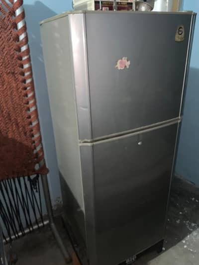 Used Double Door Refrigerator for Sale – Good Conditiogoon