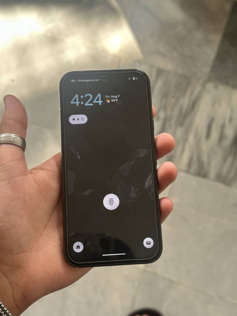 Google Pixel 8a 1