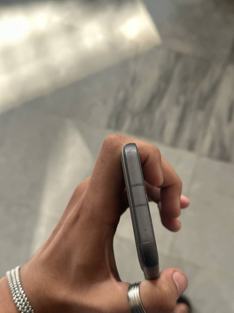 Google Pixel 8a 7