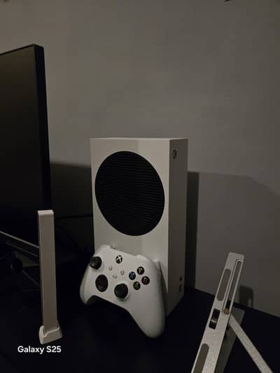 Xbox Series S 512GB with Two controllers and Full accessories