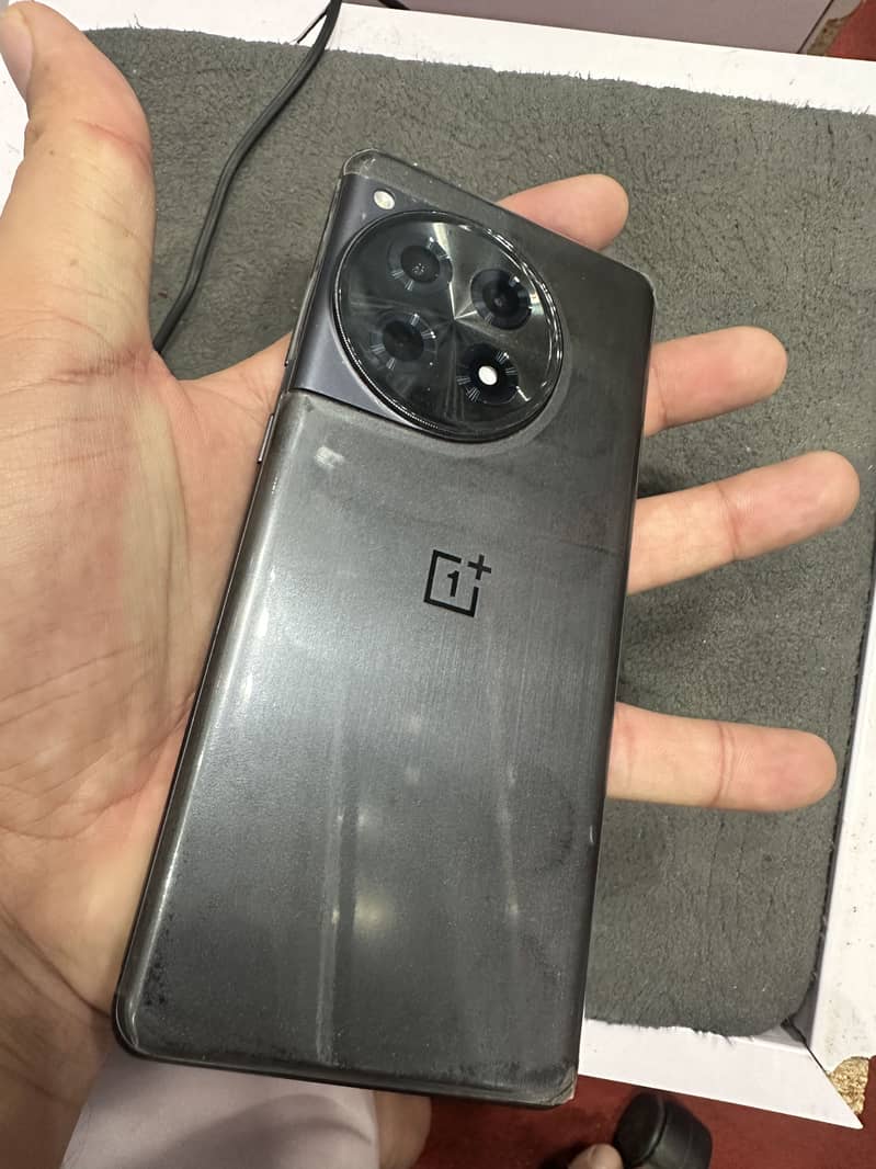 One Plus 12R 1