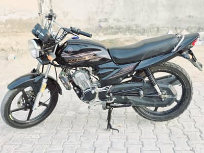Yamaha YBR 125Z-DX Black One Hand Used All Punjab | Price Almost Final