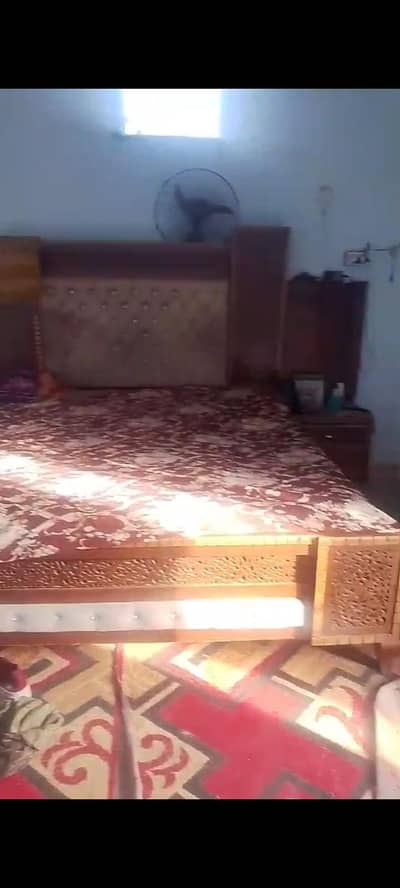 bed almeera make up tables divider