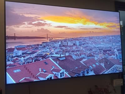Samsung 65" AU8000 Crystal UHD 4K Smart TV