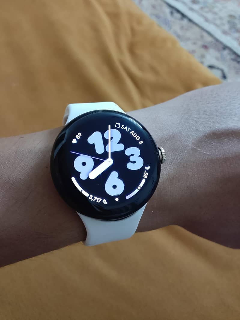 Google Pixel Watch 1 0
