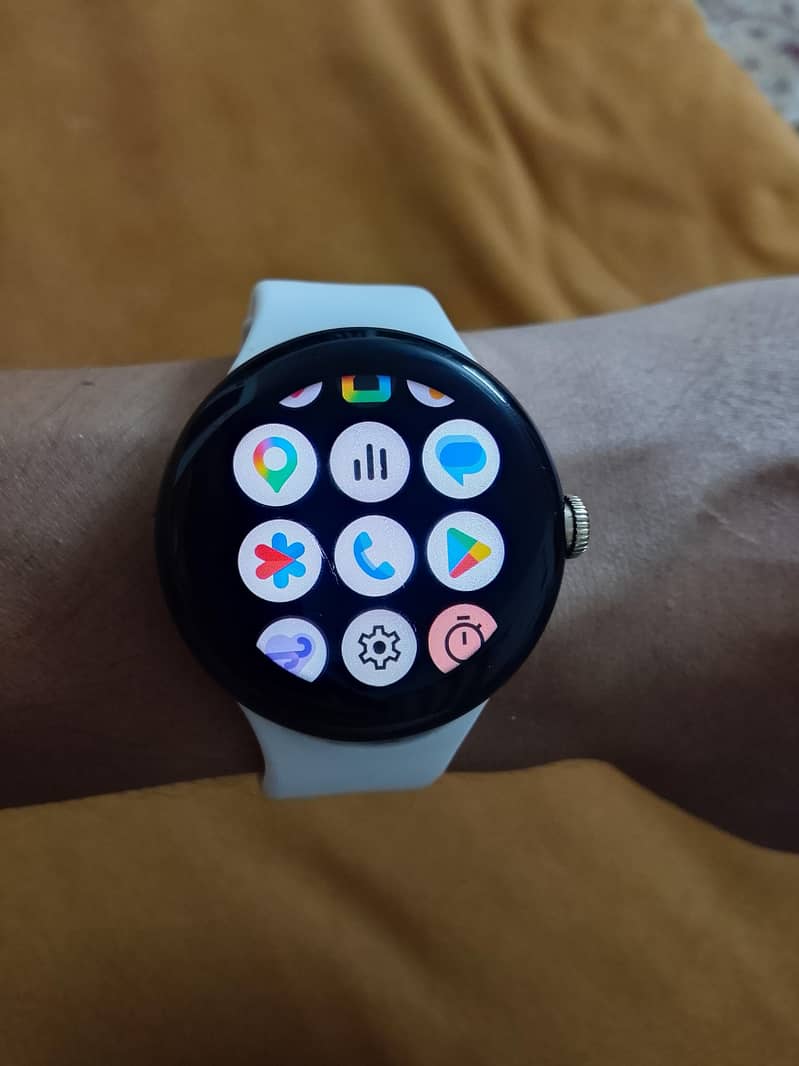 Google Pixel Watch 1 4