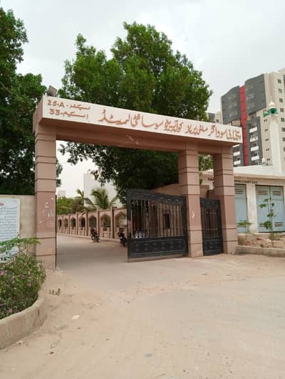 133.33 SQUARE YARDS CORNER ON 40 FEET WIDE ROAD AVAILABLE