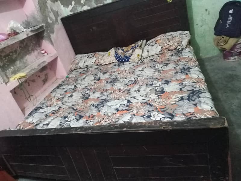 king size bed 1