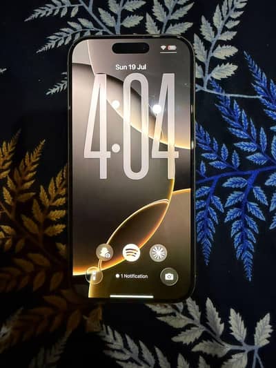 Apple iPhone 16 Pro jv