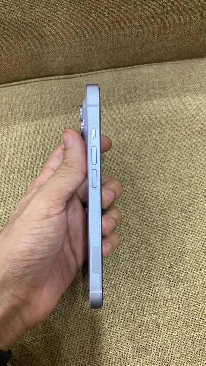 Apple iPhone 14 0