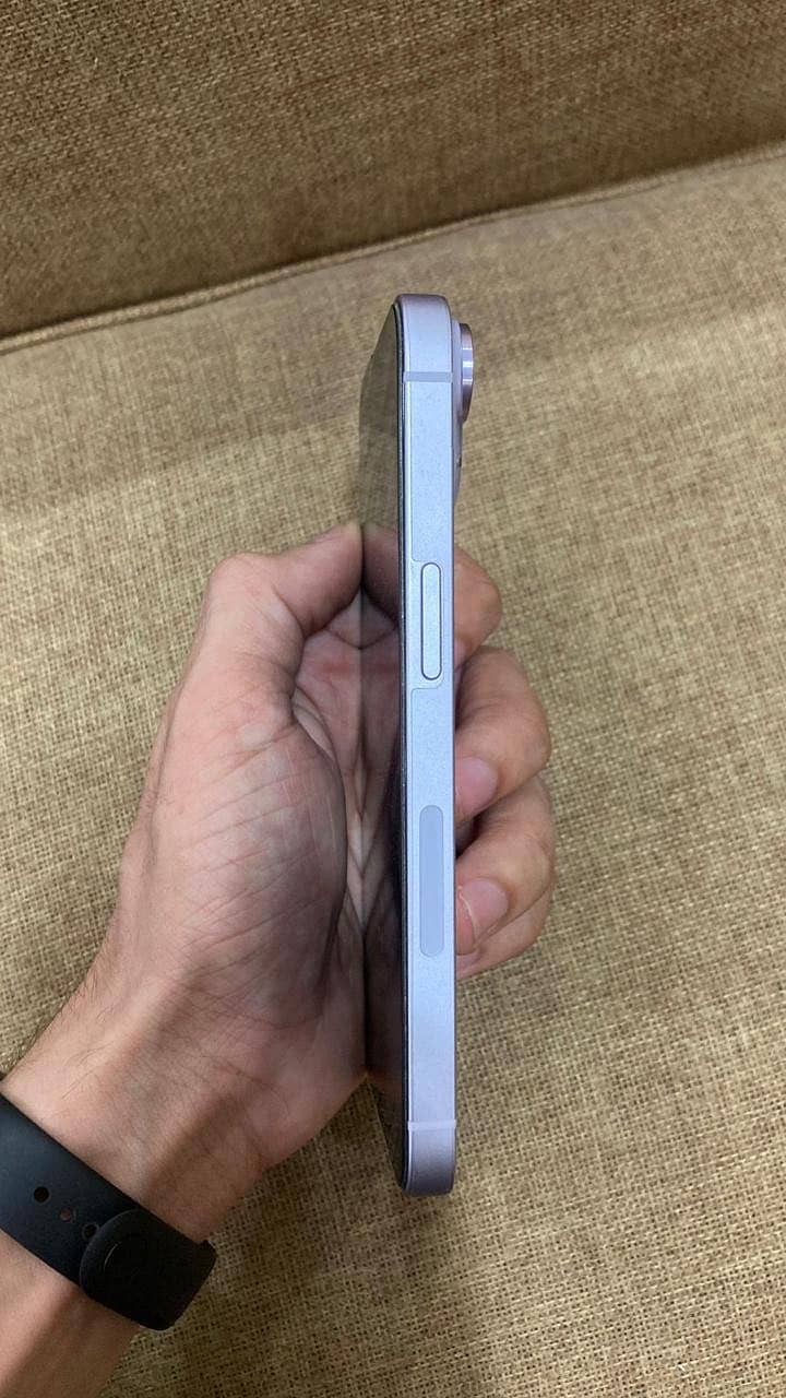 Apple iPhone 14 2