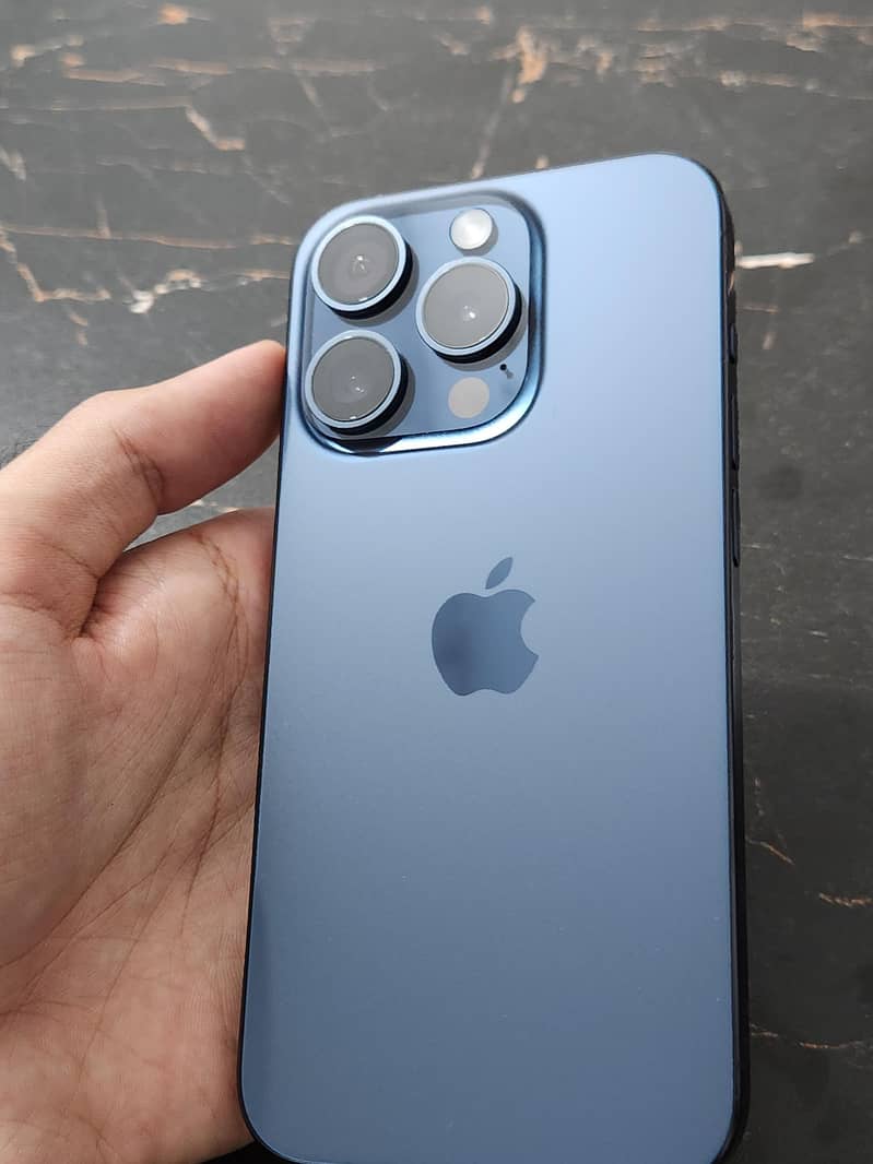 Apple iPhone 15 Pro 1