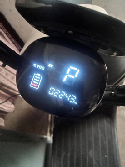 Evee electric scooty for sale
