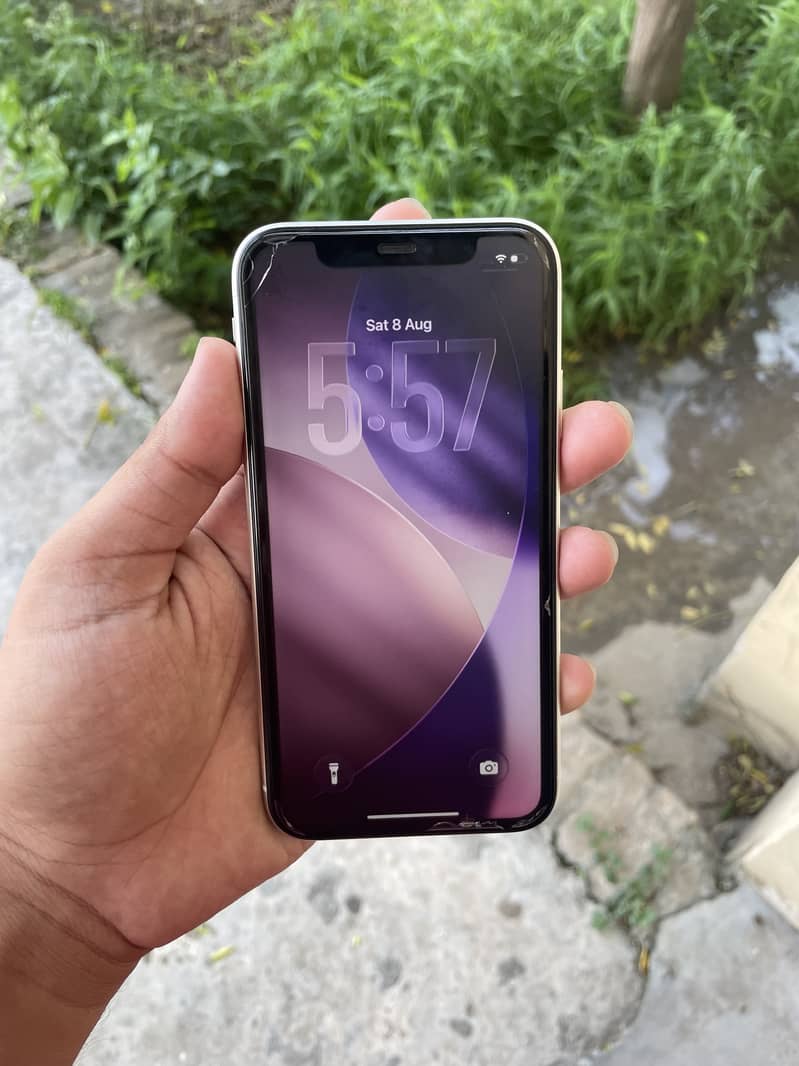 Apple iPhone 11 2