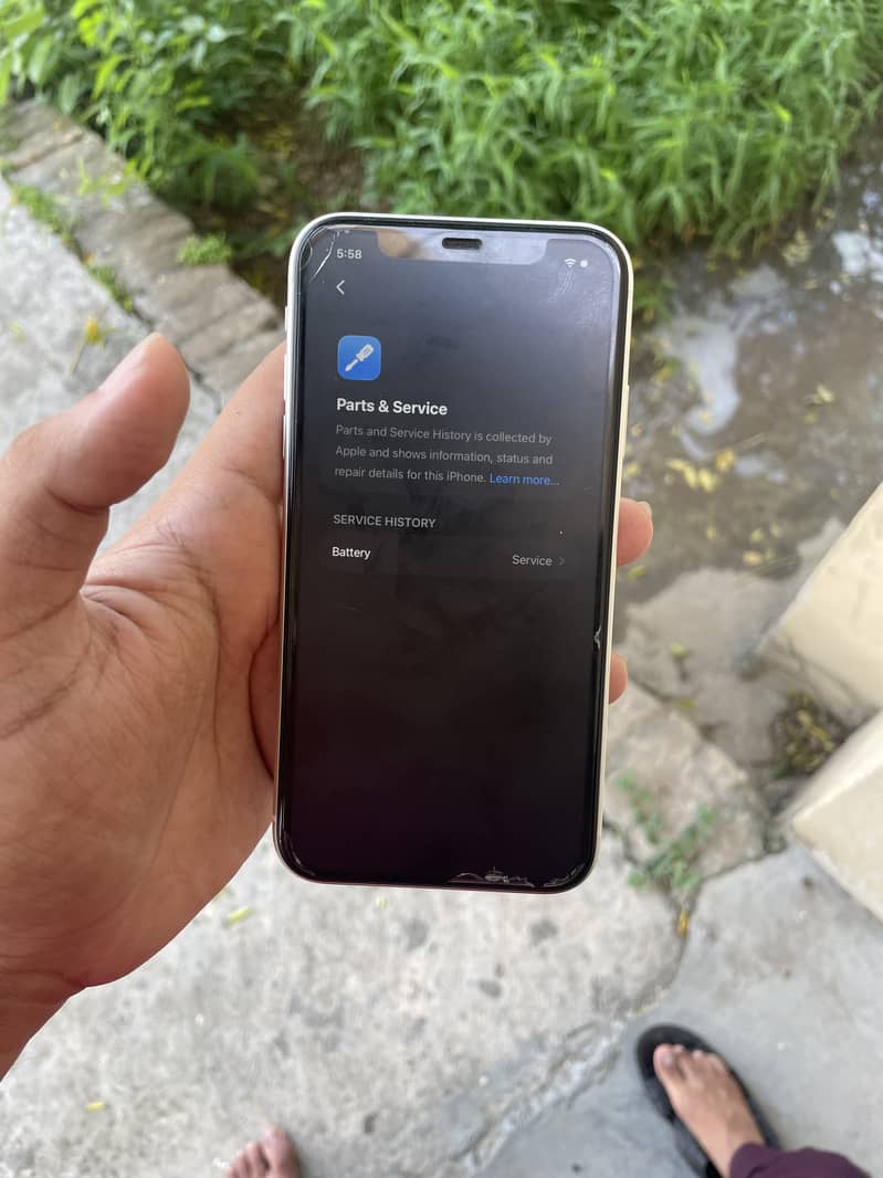Apple iPhone 11 7