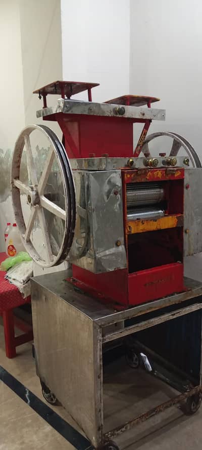 Sugarcane juice machine