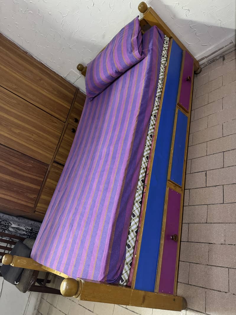 Single bunk beds 9