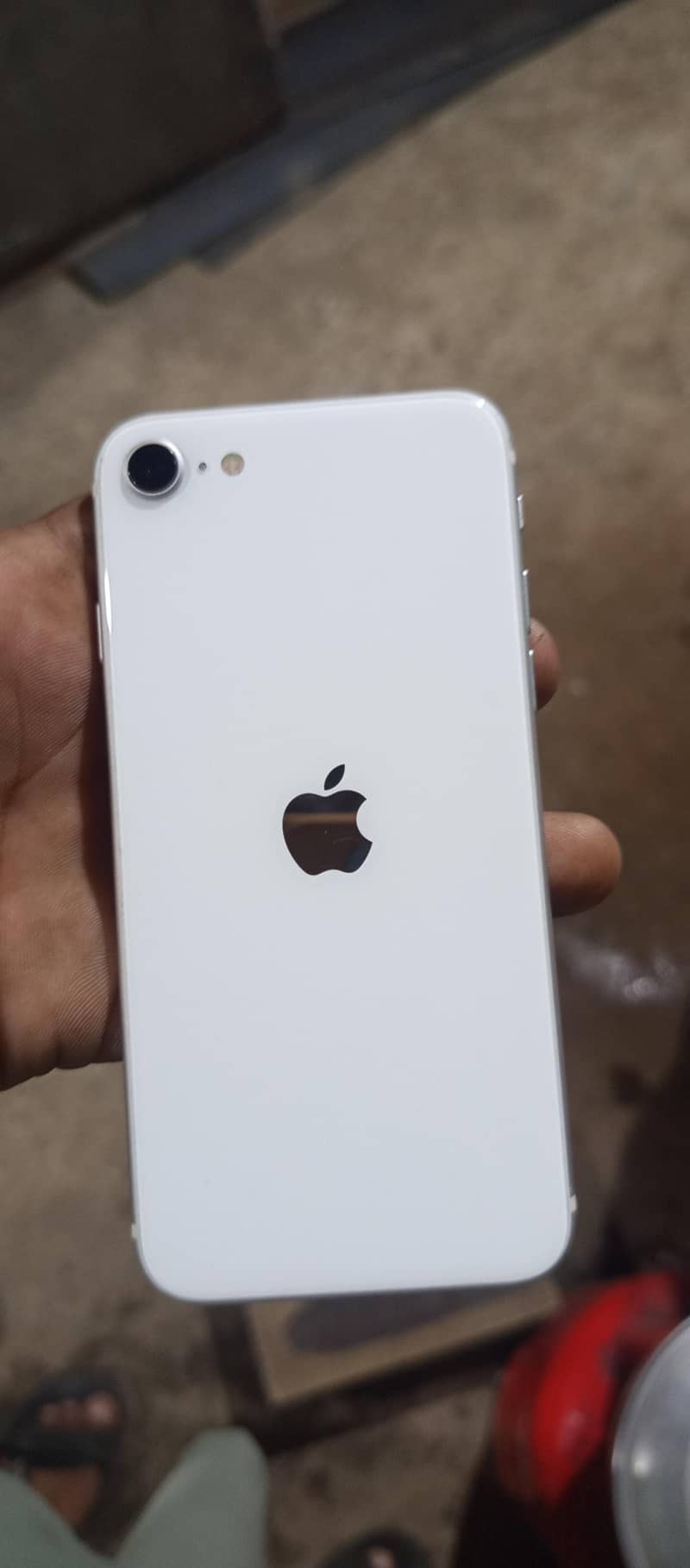 Apple iPhone SE 6