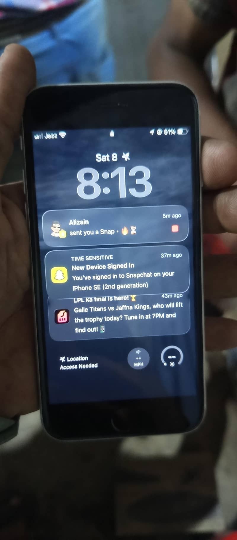 Apple iPhone SE 8