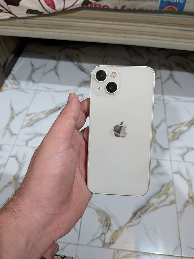 Apple iPhone 13 1