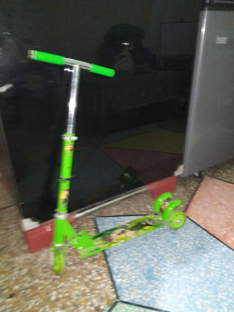 scooty 4