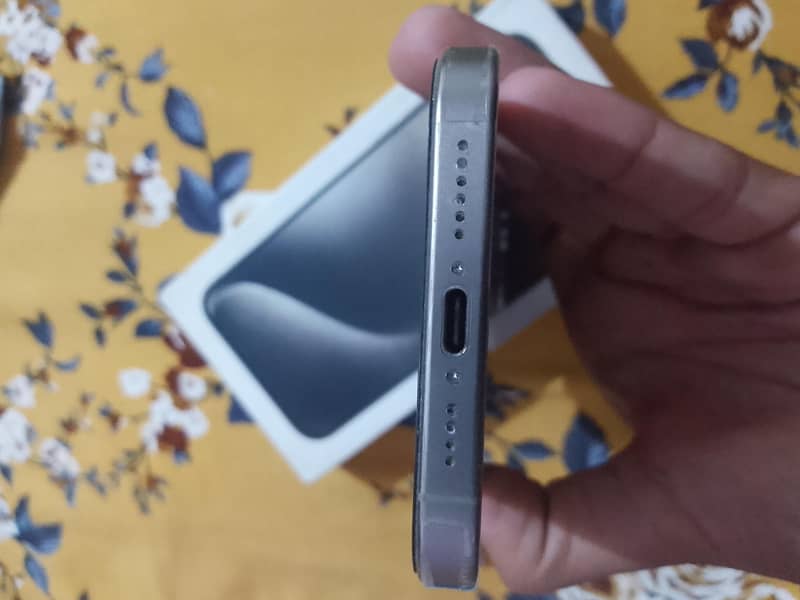 Iphone 15 pro max 2