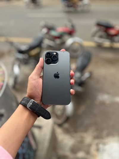 Apple iPhone 13 Pro