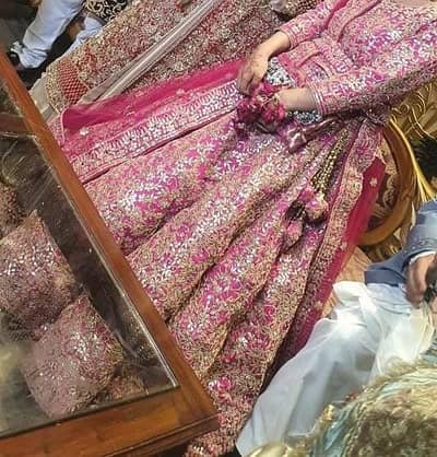 heavy flair lenga with belt