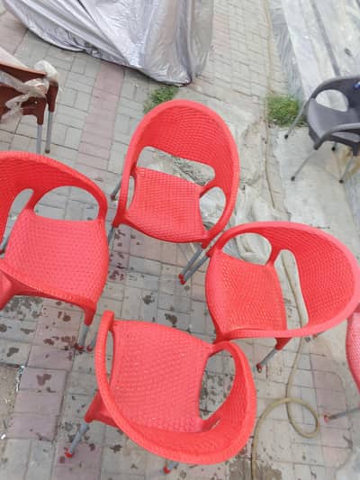 plastic chairs tables (azadi sale )