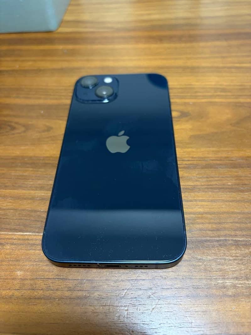 Apple iPhone 13 0