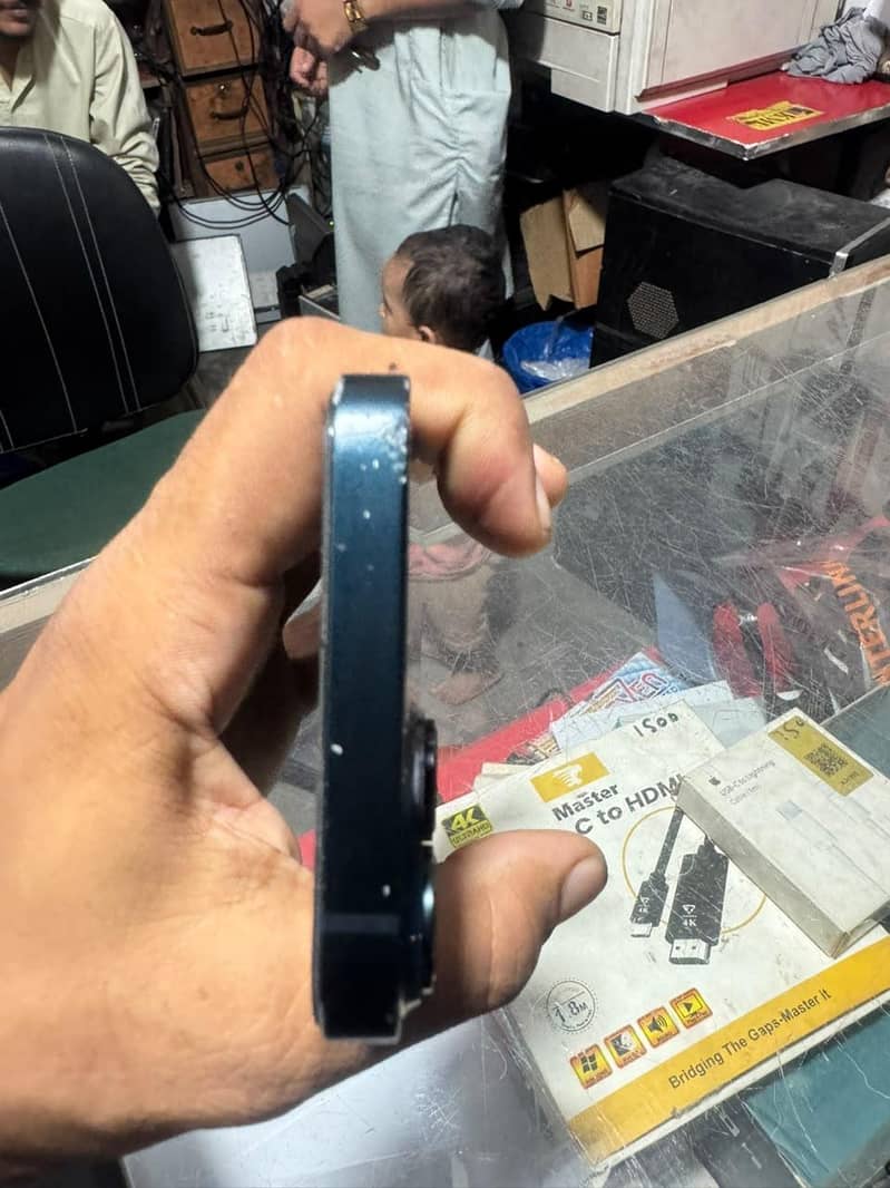 Apple iPhone 14 1