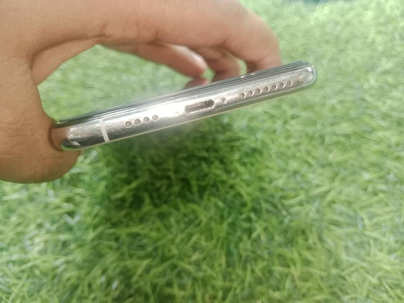 Apple iPhone XS Max 2