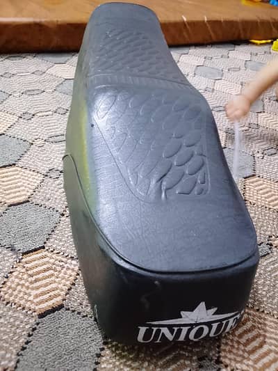 United 100cc new model genuine seat, carrier and seat frame