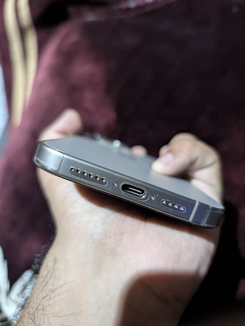 iphone 15 pro max 3