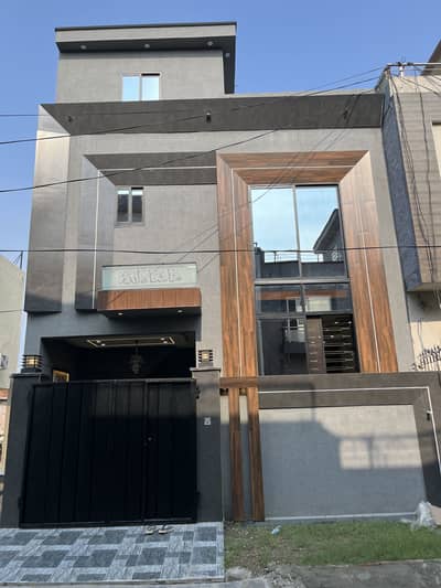 * 3 Marla Beautiful Modren design & Corner House For sale*