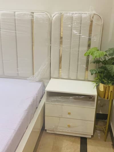 king size bed