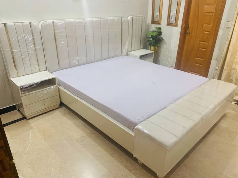 king size bed 1