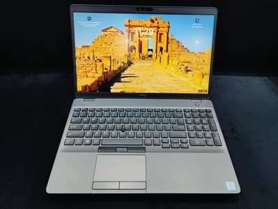 Dell Latitude 5500 i7 8th Gen 8/256 15.6" Disp 2gb Dedicated Graphic