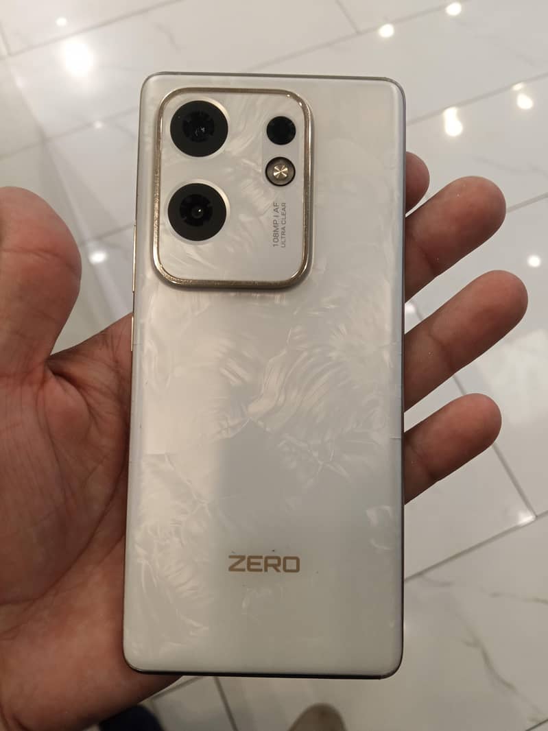 Infinix Zero 30 1