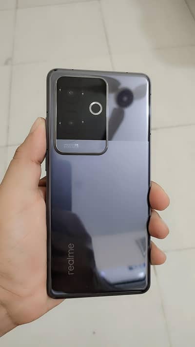 Realme GT 6