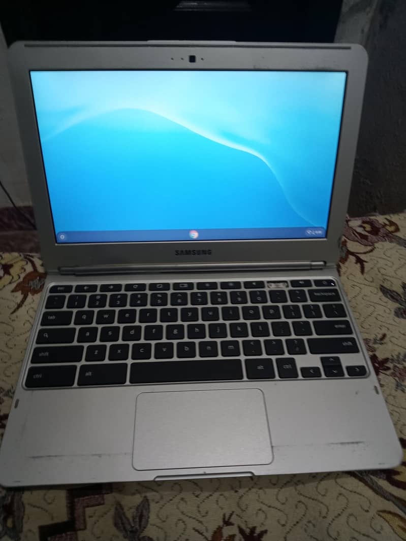 CHROME BOOK 0