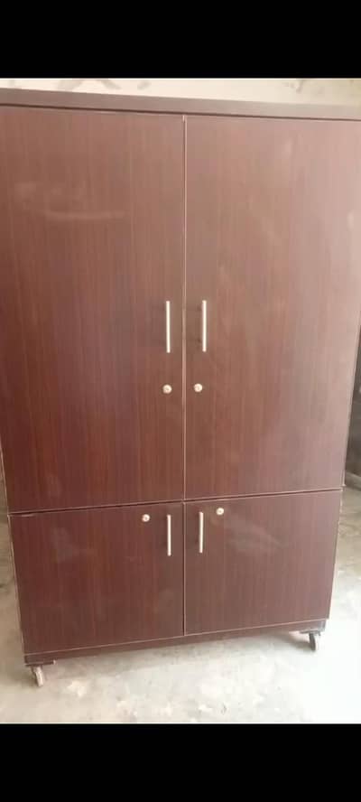 Wood Almari