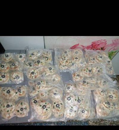 Homemade mini pizza dozen 700rs