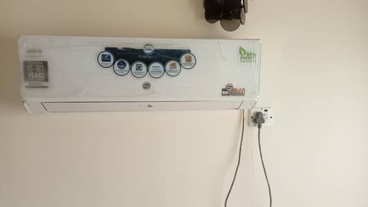 PEL 1 Ton, high efficiency DC inverter AC air-conditioner