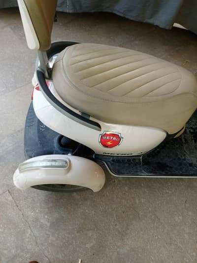 Scooty A7