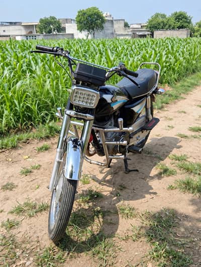 Honda cg 125 full tiyar bike 10 by 10
