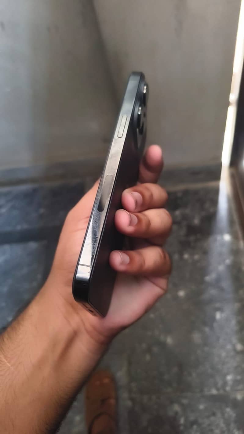 iPhone 14 Pro Max 5