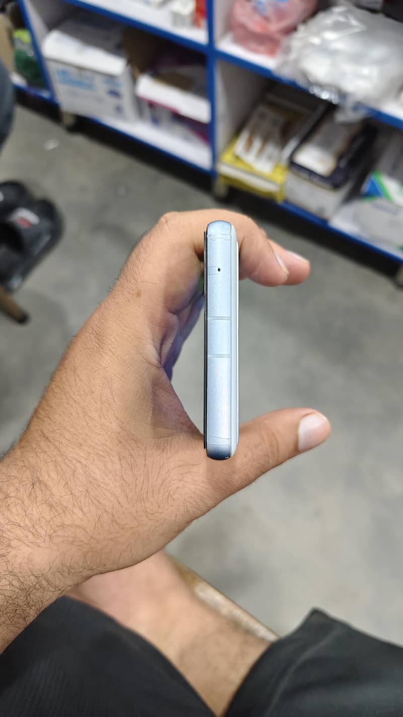 Google Pixel 7 5