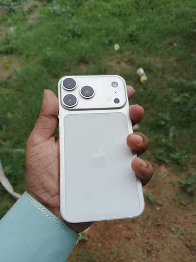 Apple iPhone XR convert to 17pro