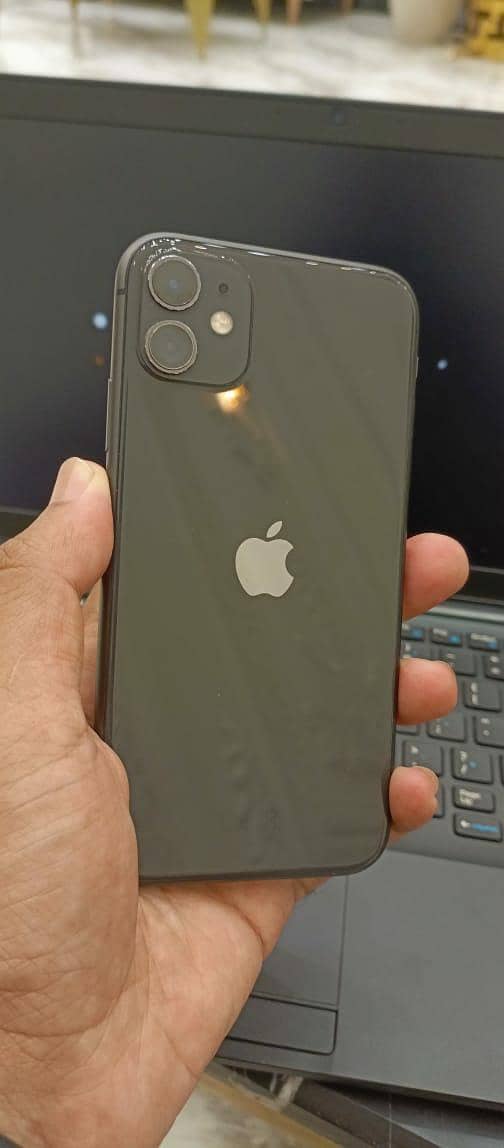 Apple iPhone 11 0